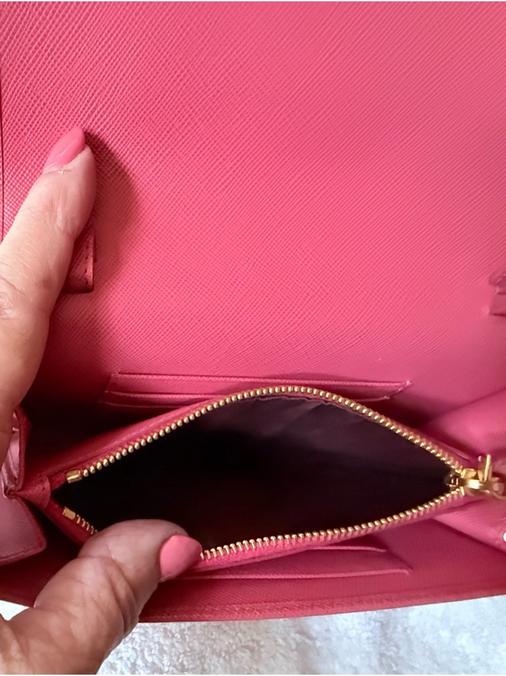 Prada Rose Pink Saffiano Bow Crossbody Wallet / Crossbody - Picture 8 of 16